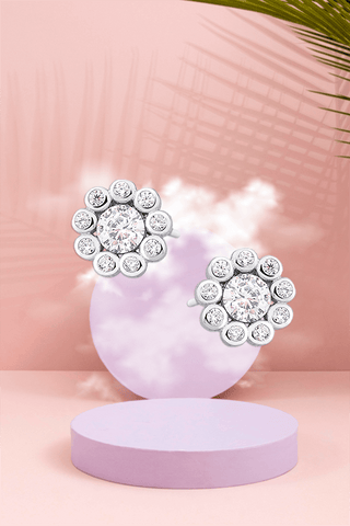 Cercei din argint 925 mici forma floare cu pietre albe 8.5 mm Sunny